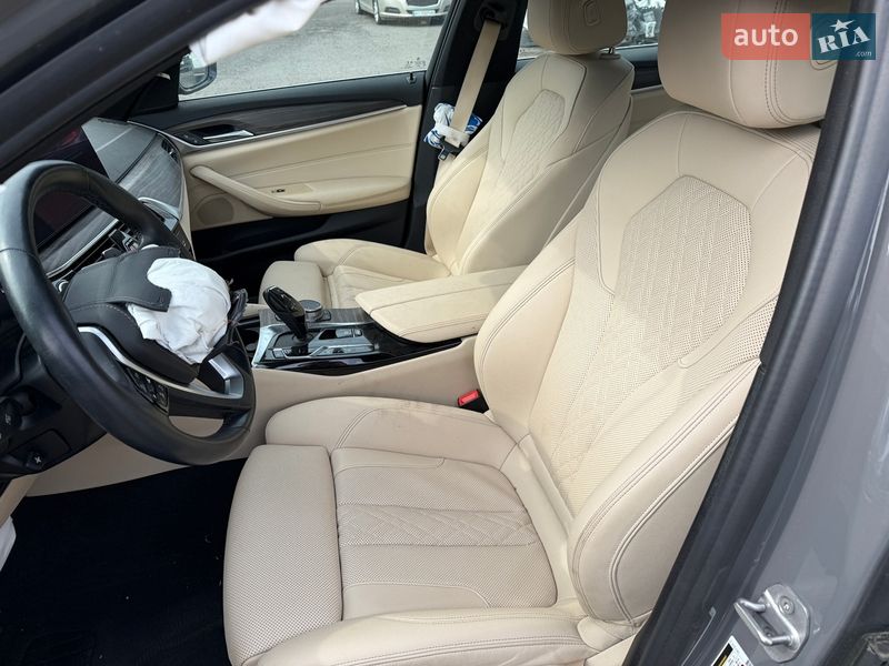 Седан BMW 5 Series 2020 в Ужгороде