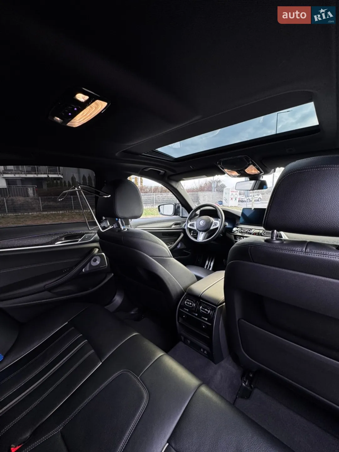 2020 BMW 5er - мініатюра 8