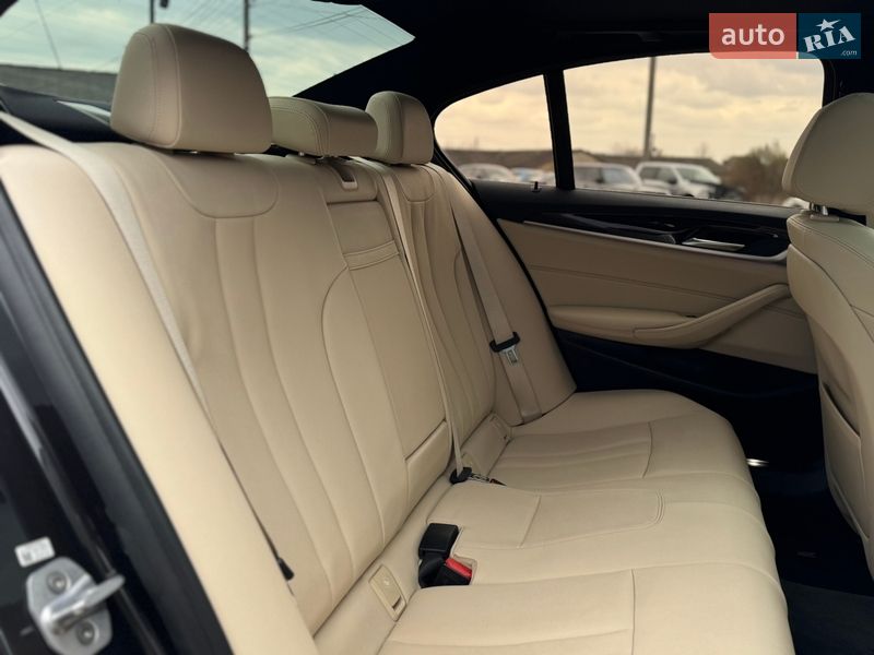 Седан BMW 5 Series 2017 в Львове фото 51 Седан BMW 5 Series 2017 в Львове