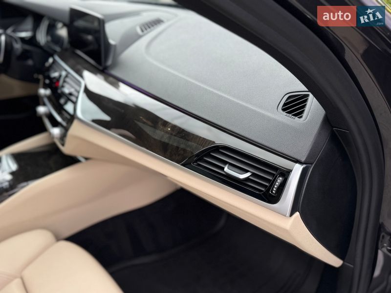 Седан BMW 5 Series 2017 в Львове фото 57 Седан BMW 5 Series 2017 в Львове