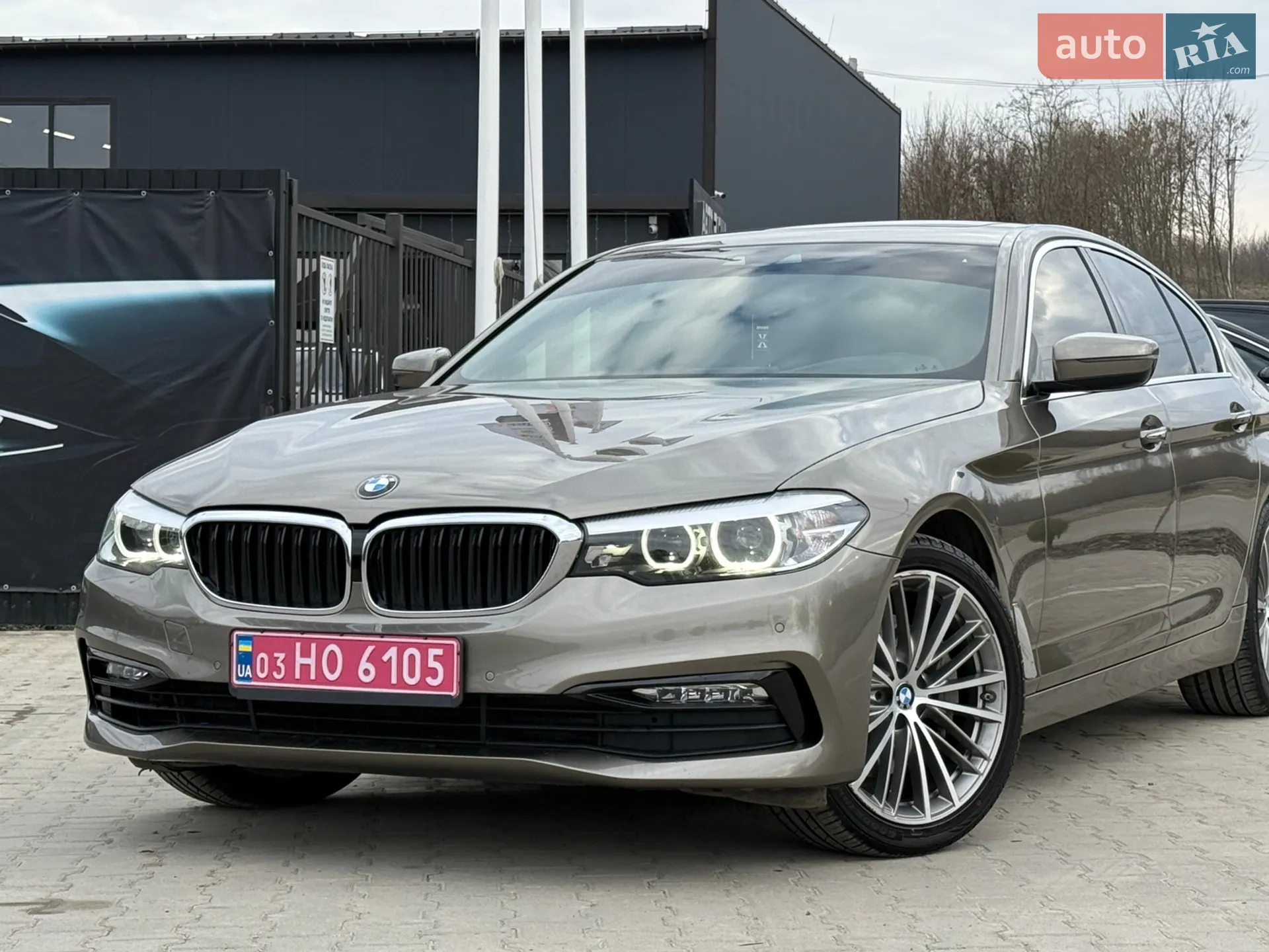 2017 BMW 5er - мініатюра 2