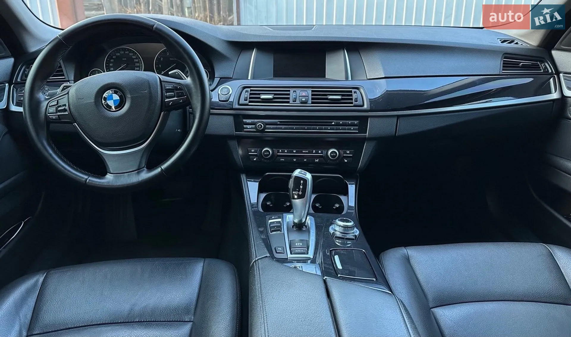 2016 BMW 5er - мініатюра 23