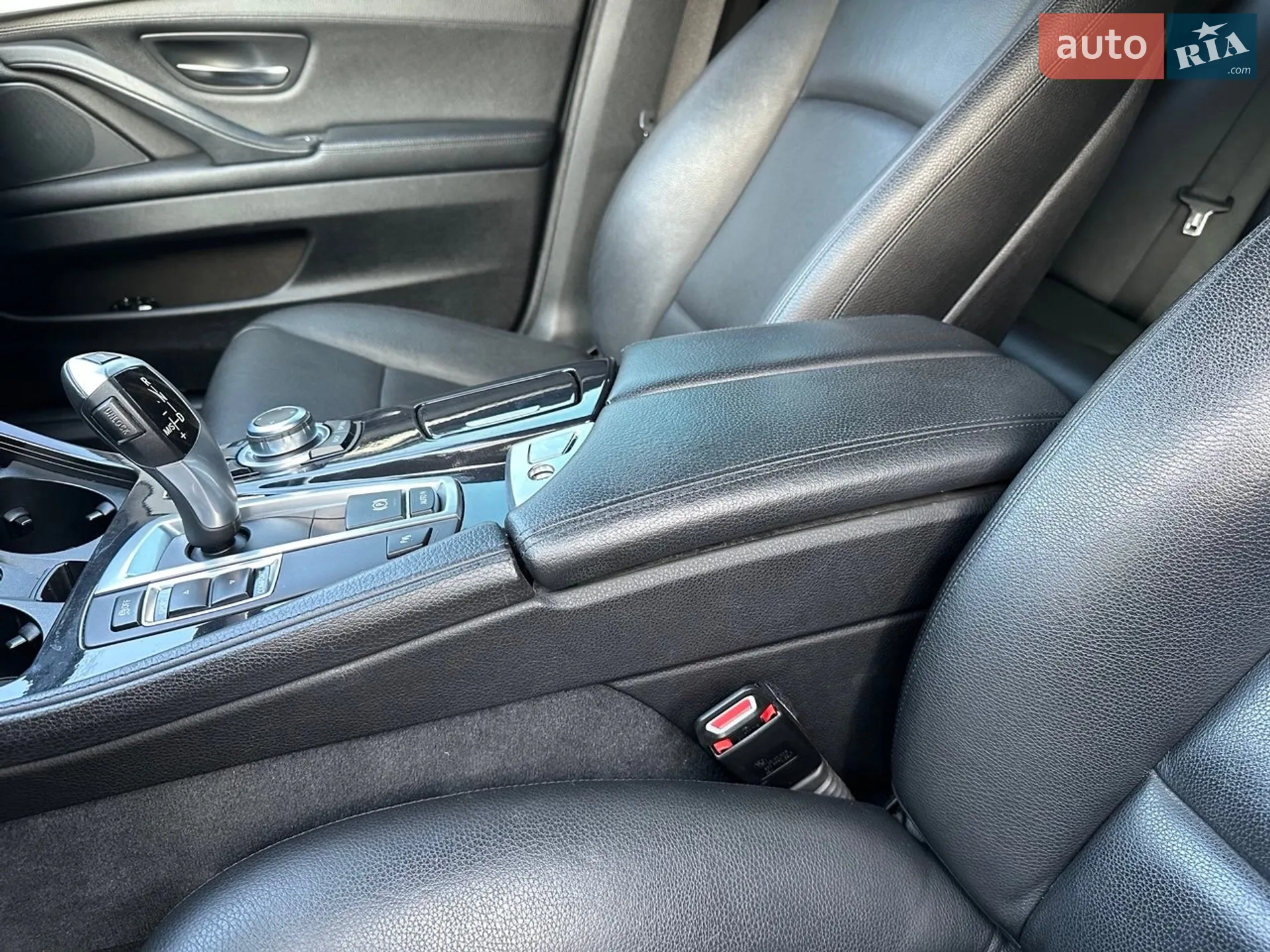 2016 BMW 5er - мініатюра 31