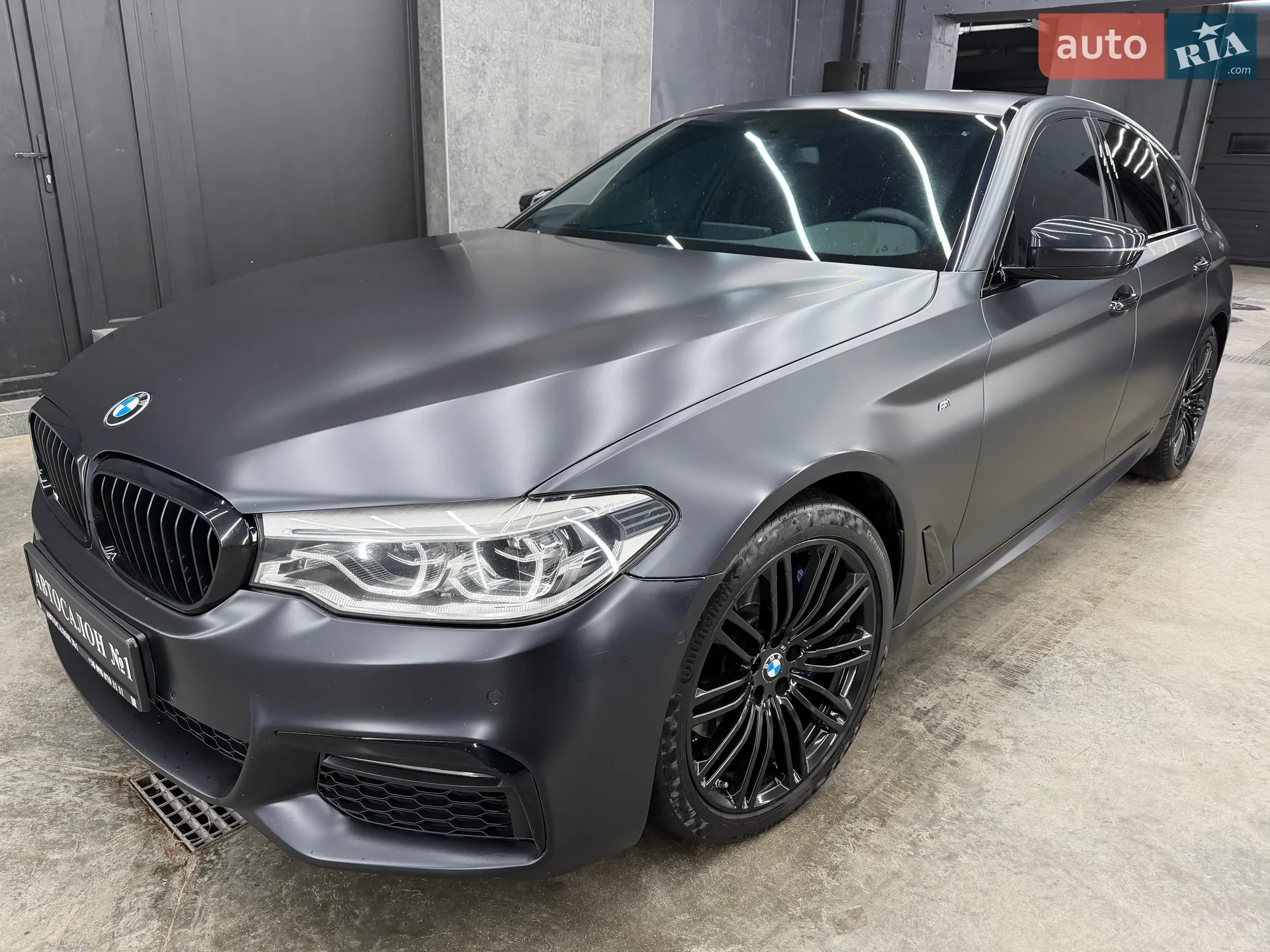 2017 BMW 5er - мініатюра 2