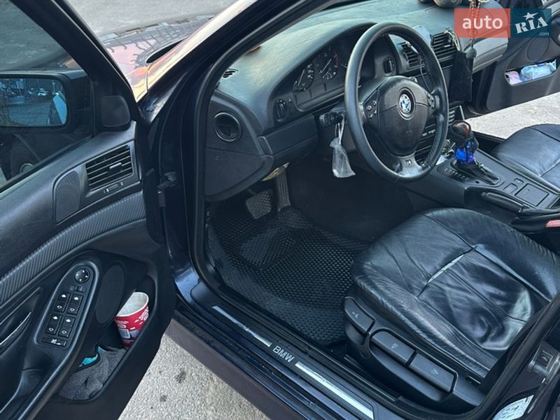 Седан BMW 5 Series 1999 в Киеве