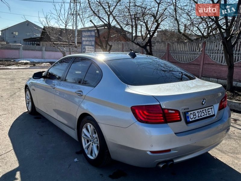 Седан BMW 5 Series 2014 в Чернигове