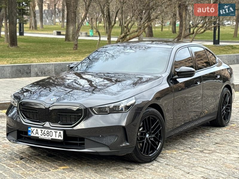 BMW 5 Series 2024 BMW 5 Series 2024