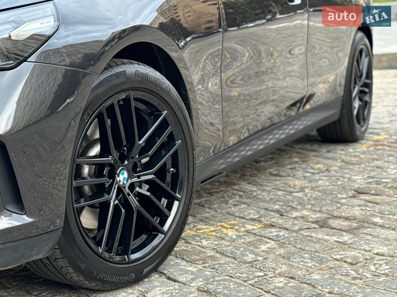 Седан BMW 5 Series 2024 в Харкові
