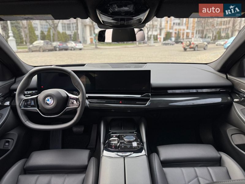 Седан BMW 5 Series 2024 в Харкові
