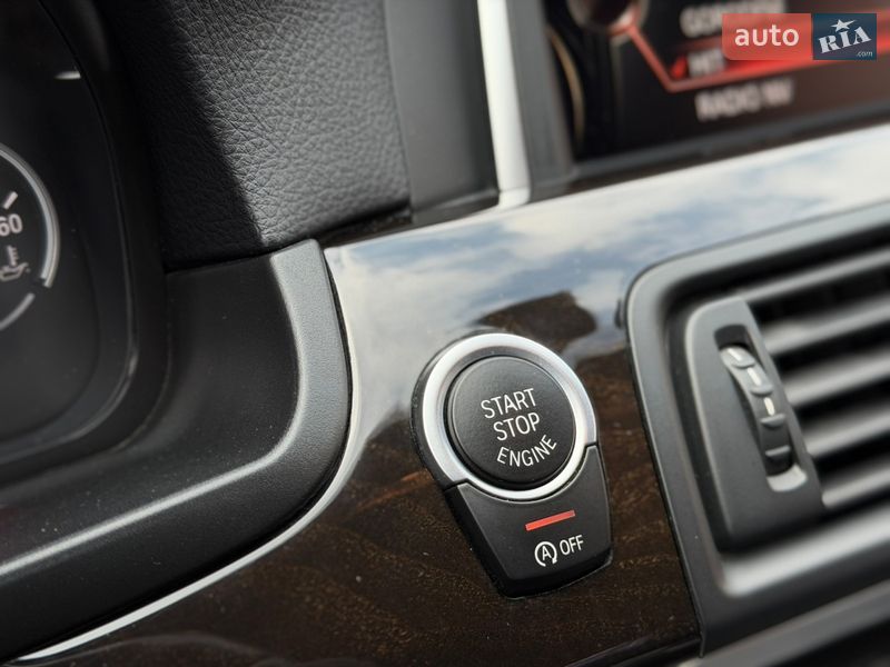 Седан BMW 5 Series 2015 в Житомире