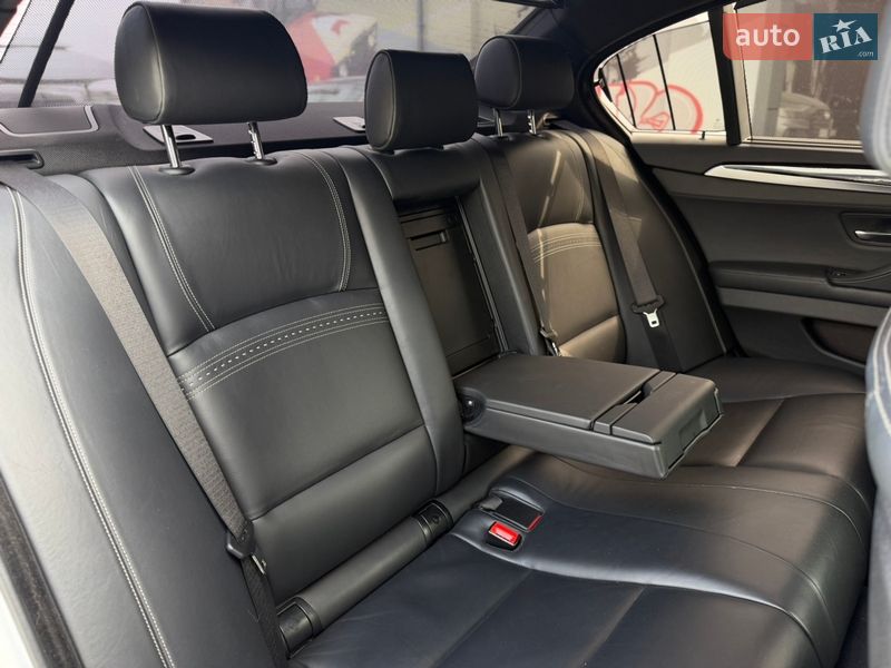 Седан BMW 5 Series 2015 в Житомире
