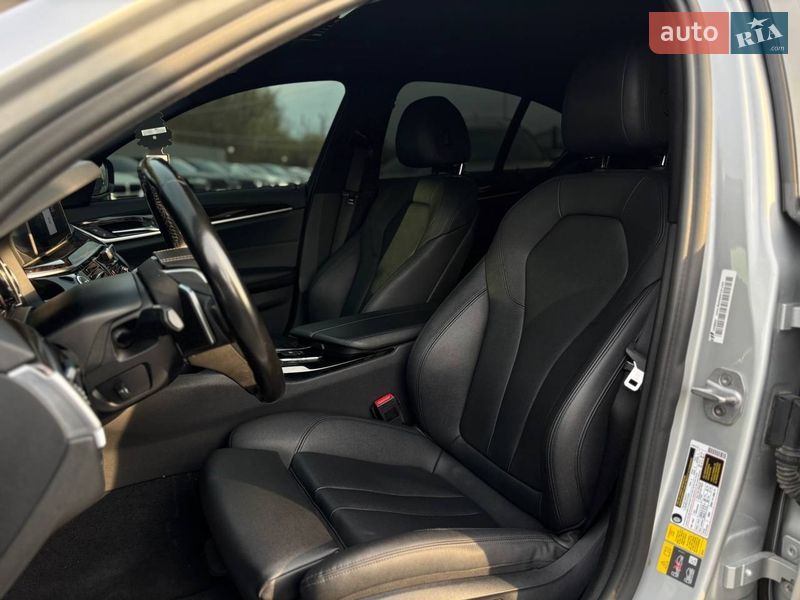 Седан BMW 5 Series 2017 в Львове