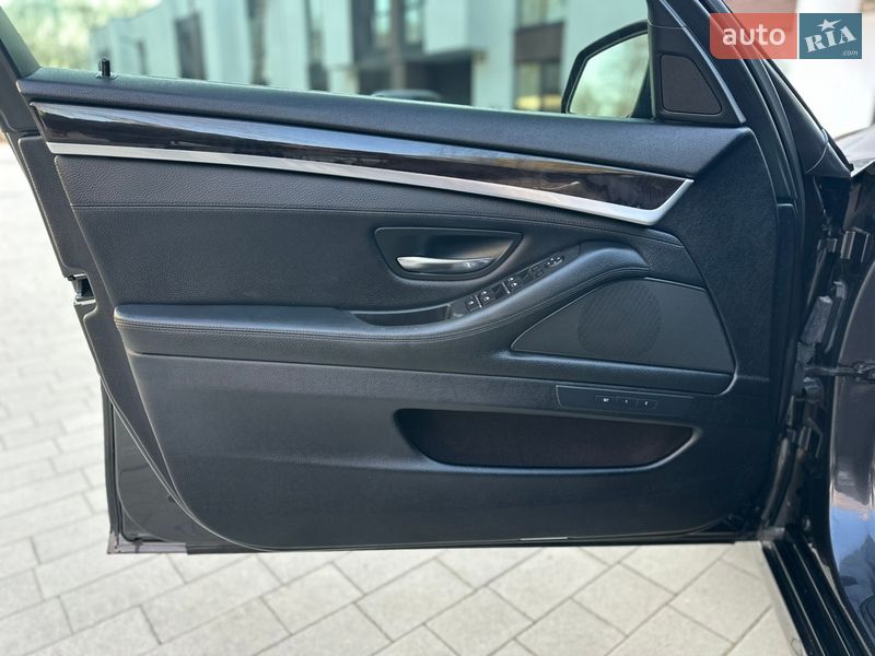 Седан BMW 5 Series 2014 в Ковеле