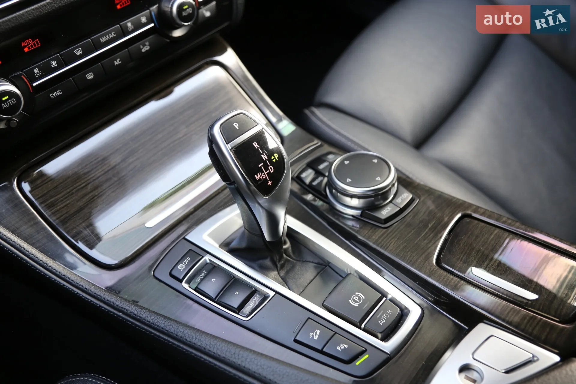 2016 BMW 5er - мініатюра 20