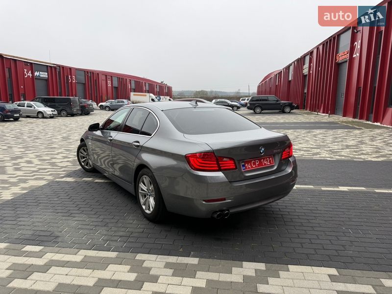 Седан BMW 5 Series 2013 в Львові