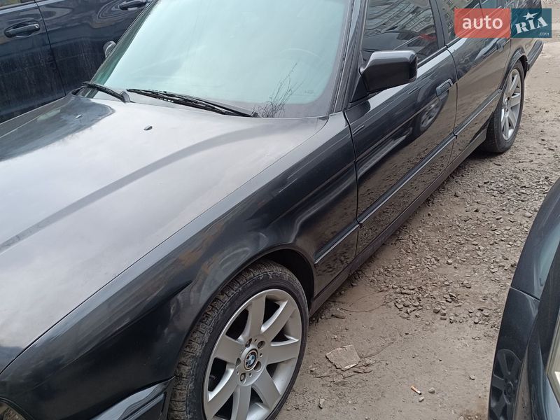 BMW 5 Series 1990 BMW 5 Series 1990