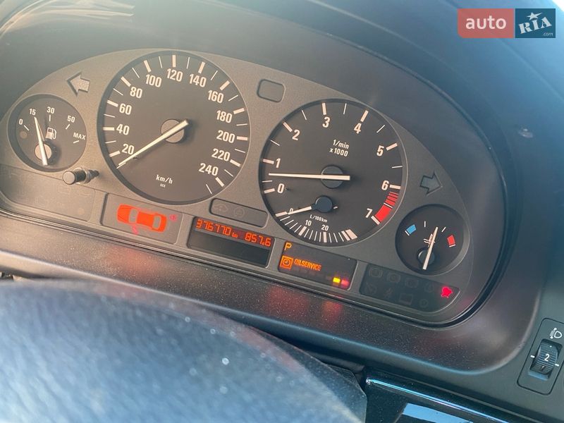 Седан BMW 5 Series 1999 в Харькове