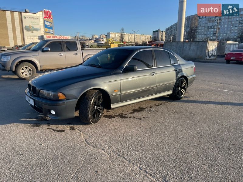 Седан BMW 5 Series 1999 в Харькове