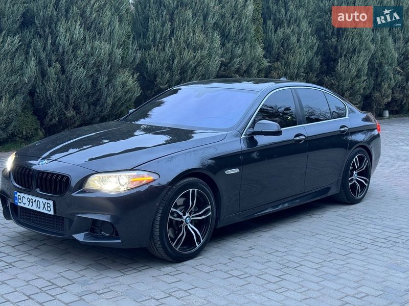 Седан BMW 5 Series 2013 в Самборі