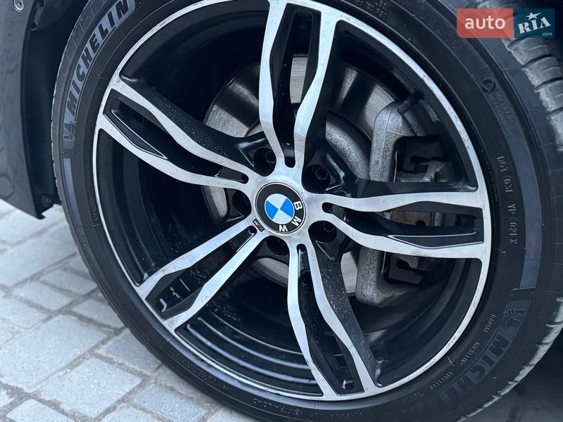 Седан BMW 5 Series 2013 в Самборі