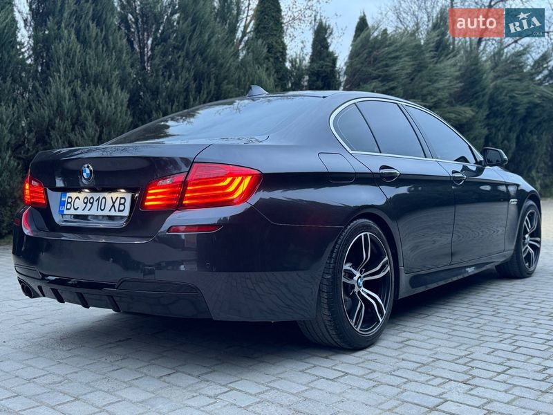 Седан BMW 5 Series 2013 в Самборі