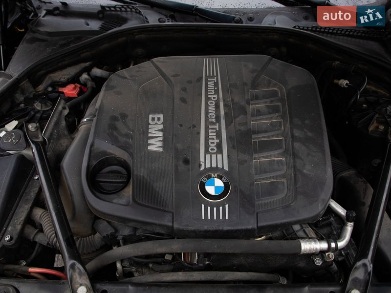 Седан BMW 5 Series 2013 в Самборі