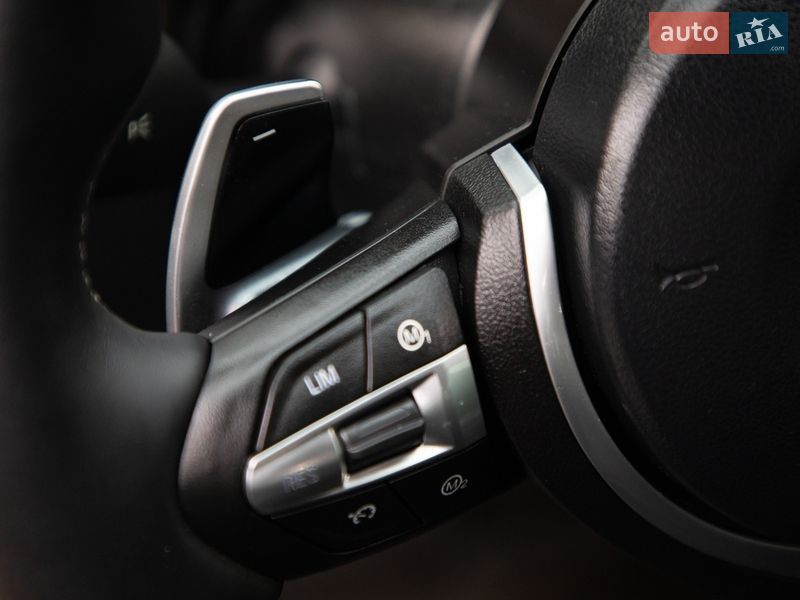 Седан BMW 5 Series 2013 в Самборі