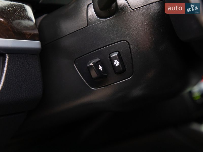 Седан BMW 5 Series 2013 в Самборі