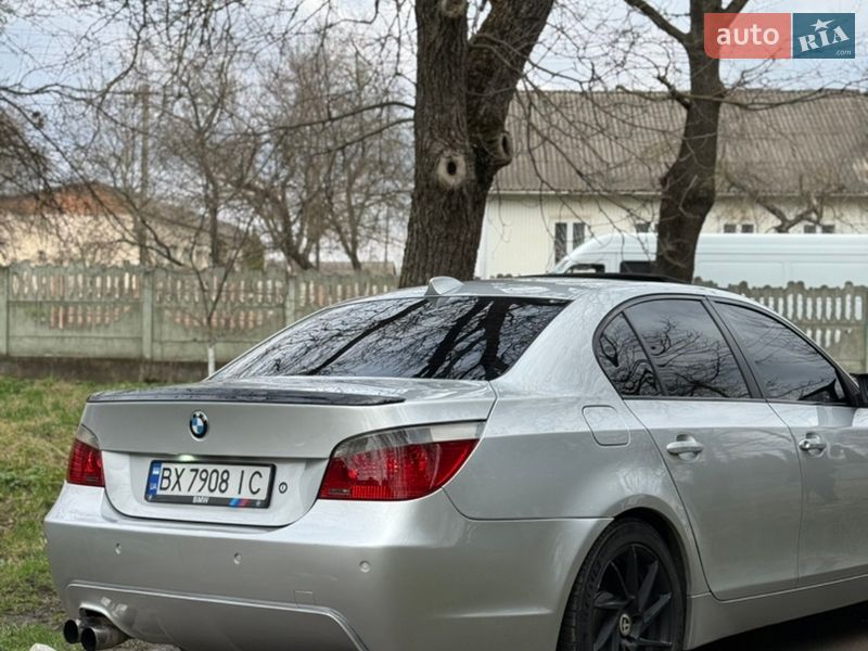 Седан BMW 5 Series 2004 в Чернівцях