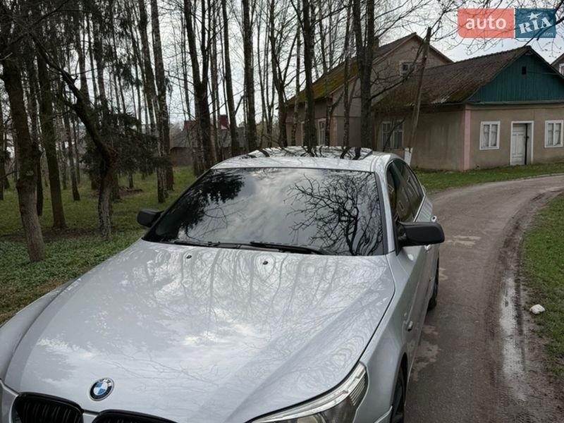 Седан BMW 5 Series 2004 в Чернівцях
