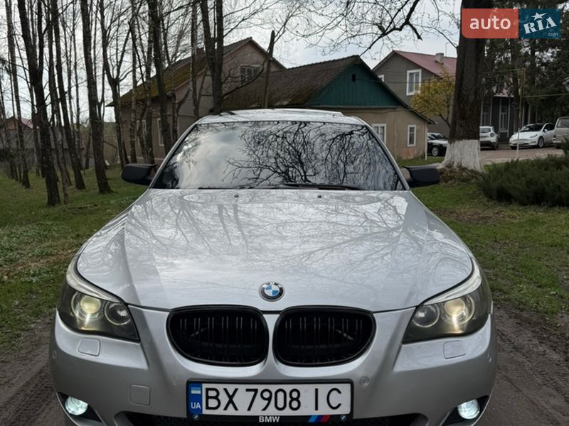 Седан BMW 5 Series 2004 в Чернівцях