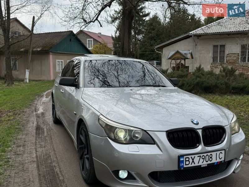 Седан BMW 5 Series 2004 в Чернівцях