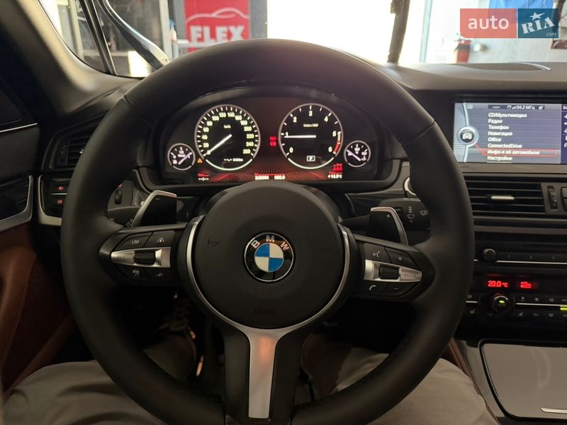 Седан BMW 5 Series 2012 в Чернівцях