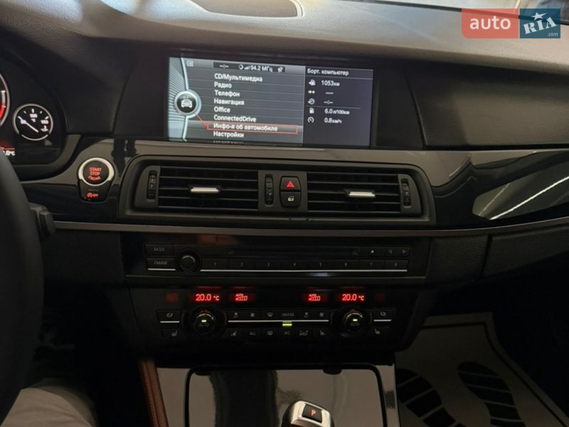 Седан BMW 5 Series 2012 в Чернівцях