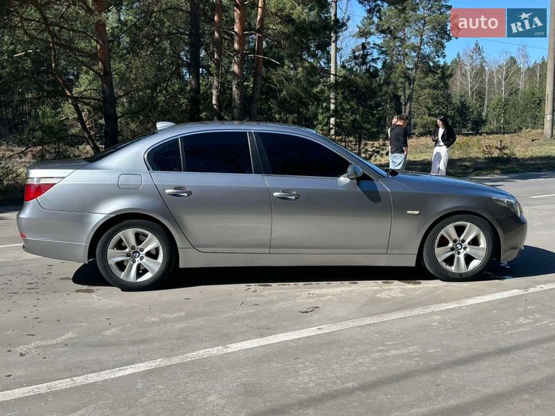Седан BMW 5 Series 2005 в Славуте