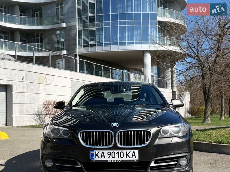 Седан BMW 5 Series 2016 в Киеве