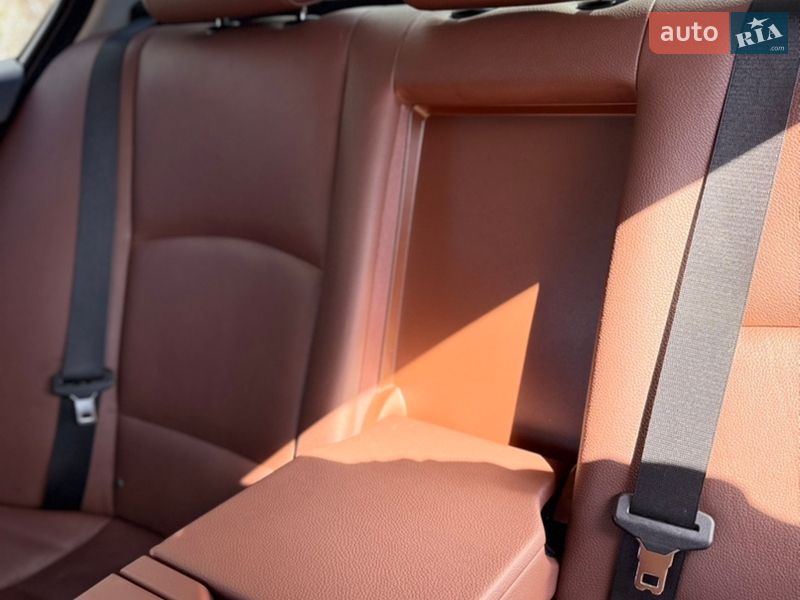 Седан BMW 5 Series 2016 в Киеве