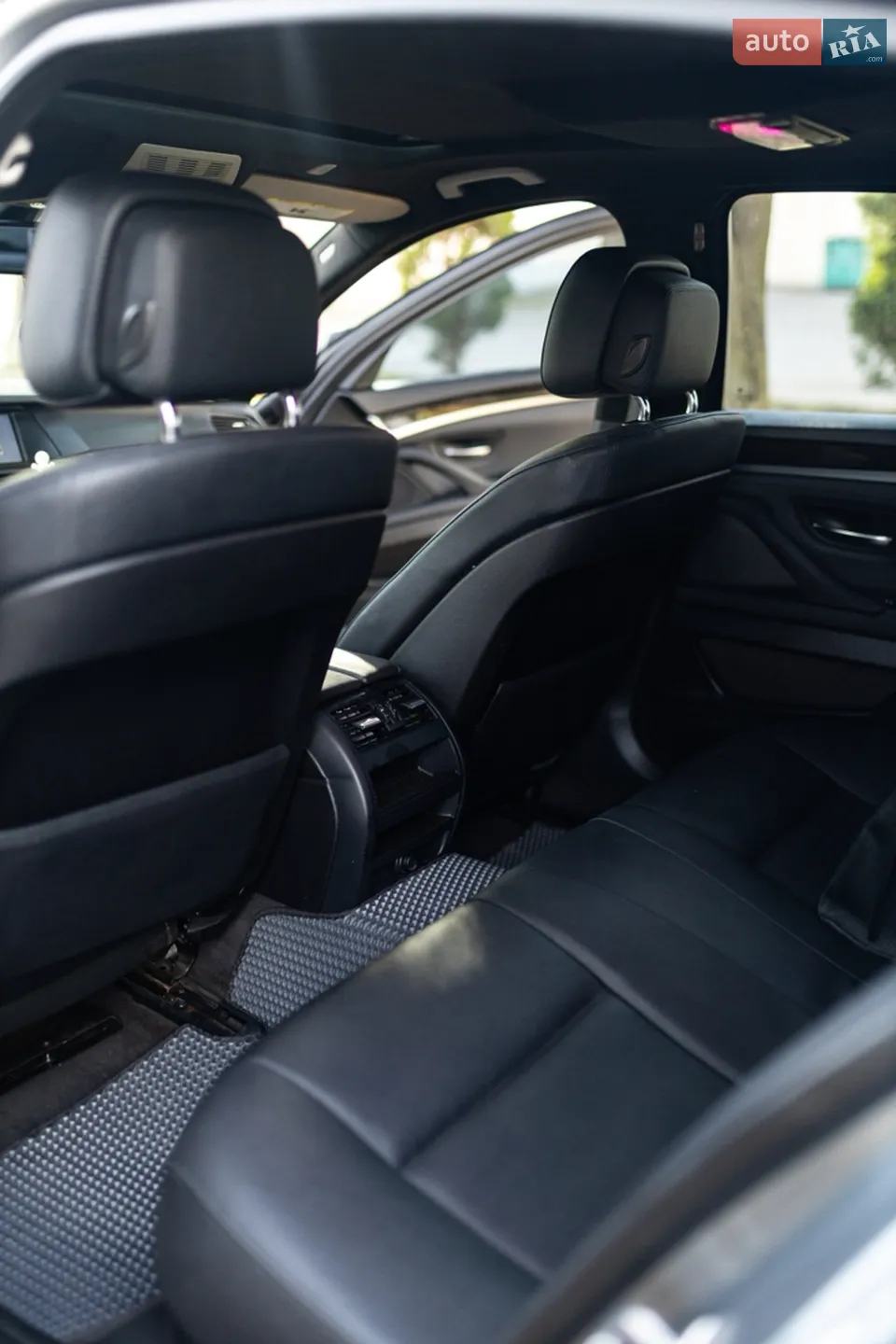 2010 BMW 5er - мініатюра 32
