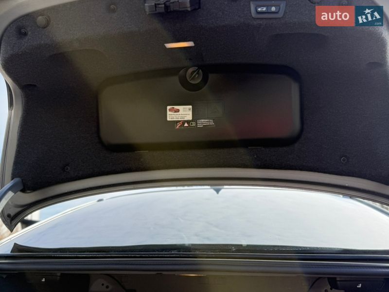 Седан BMW 5 Series 2012 в Каневе фото 45 Седан BMW 5 Series 2012 в Каневе