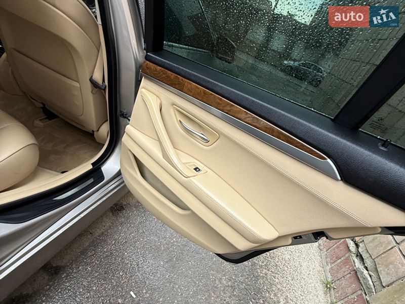 Седан BMW 5 Series 2012 в Києві