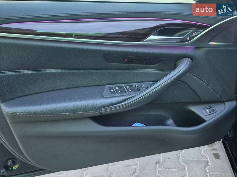Универсал BMW 5 Series 2017 в Одессе