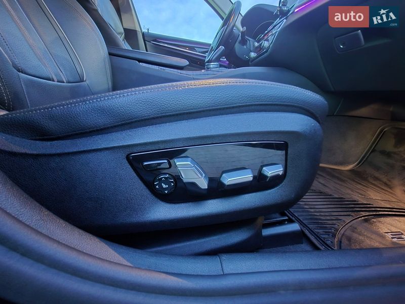 Универсал BMW 5 Series 2017 в Одессе