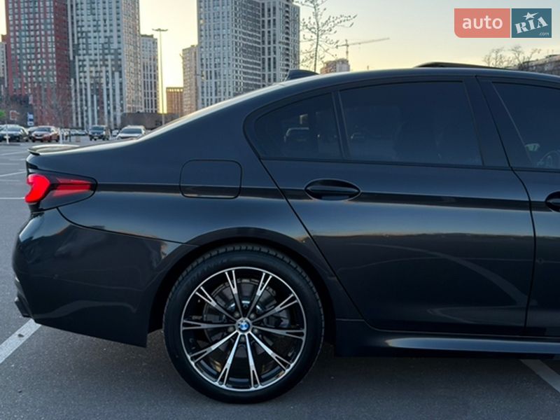Седан BMW 5 Series 2017 в Києві