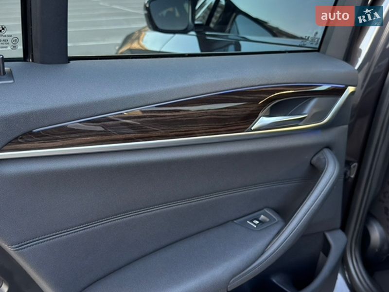 Седан BMW 5 Series 2017 в Києві