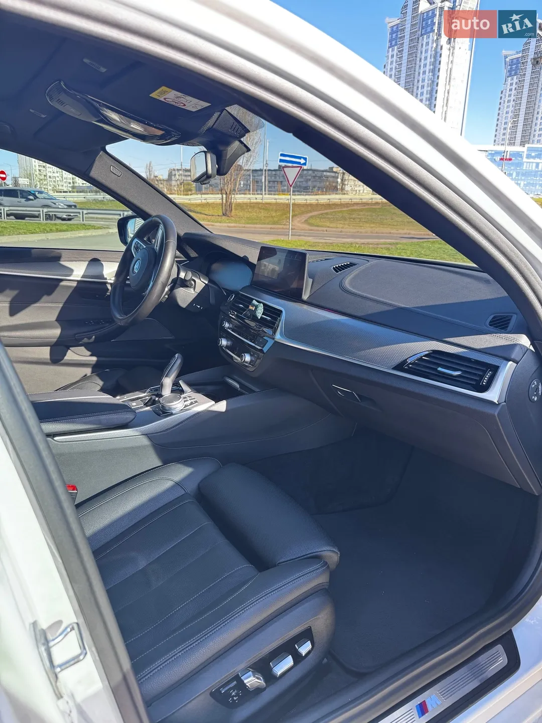 2020 BMW 5er - мініатюра 8