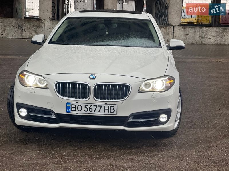 Седан BMW 5 Series 2015 в Тернополі