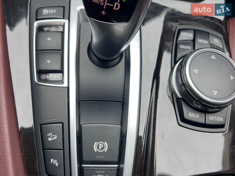 Седан BMW 5 Series 2015 в Тернополі