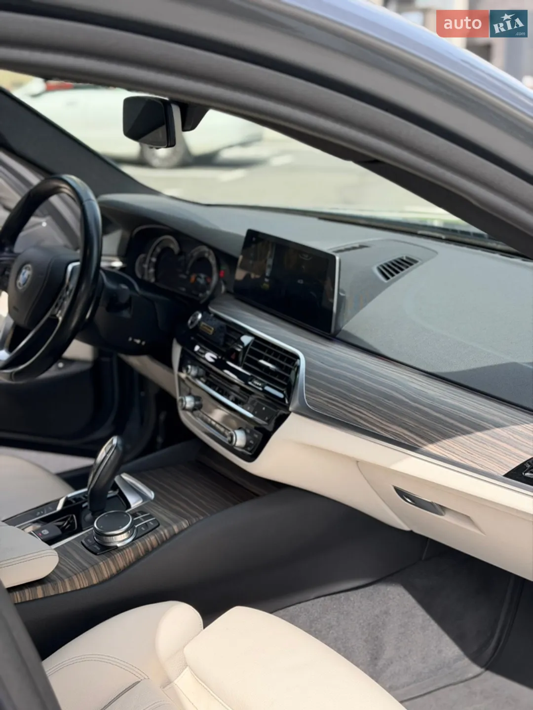 2017 BMW 5er - мініатюра 37
