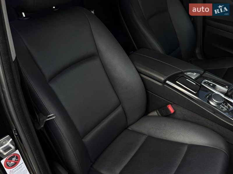 Седан BMW 5 Series 2014 в Рівному