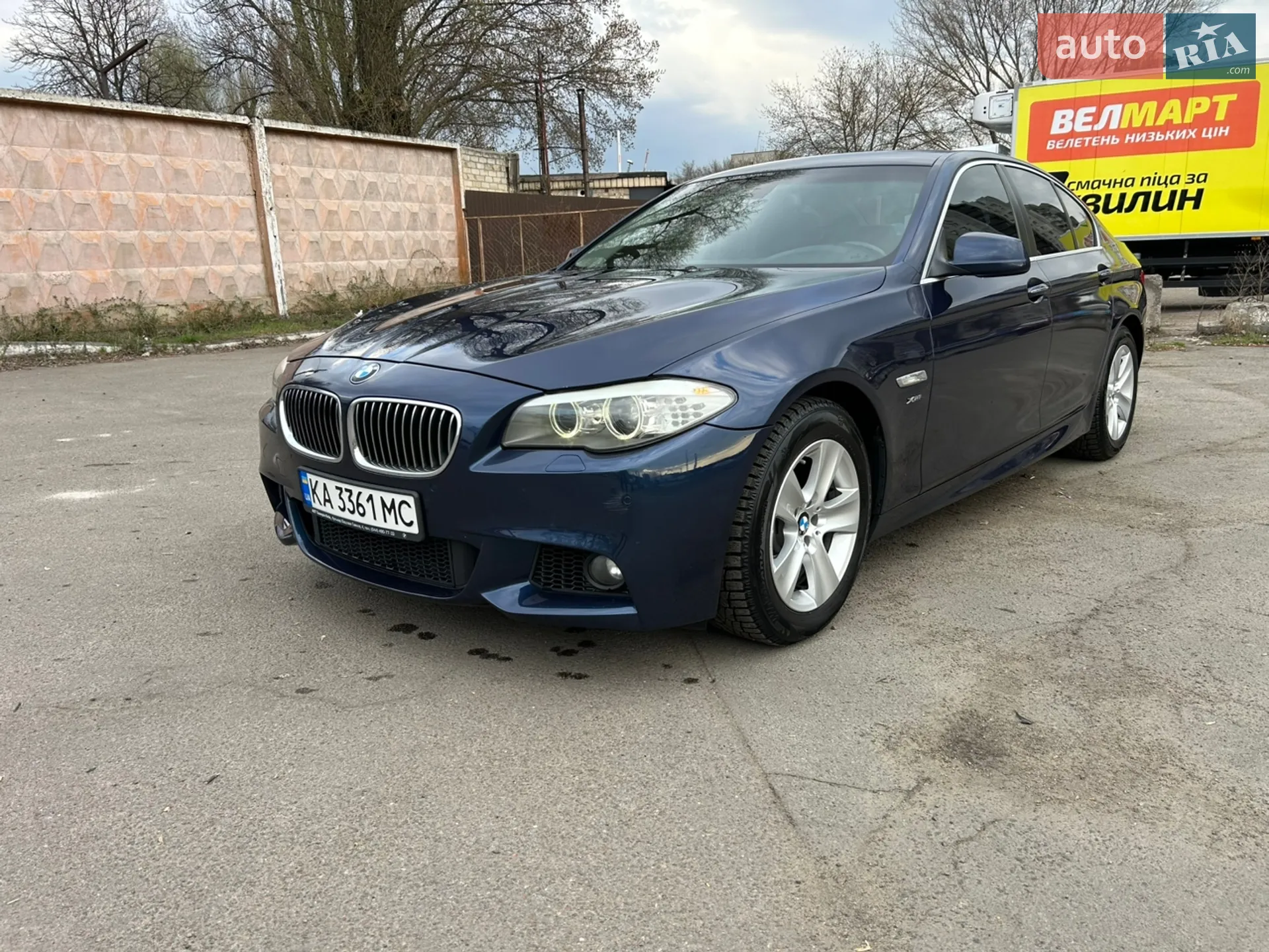 2012 BMW 5er - мініатюра 2